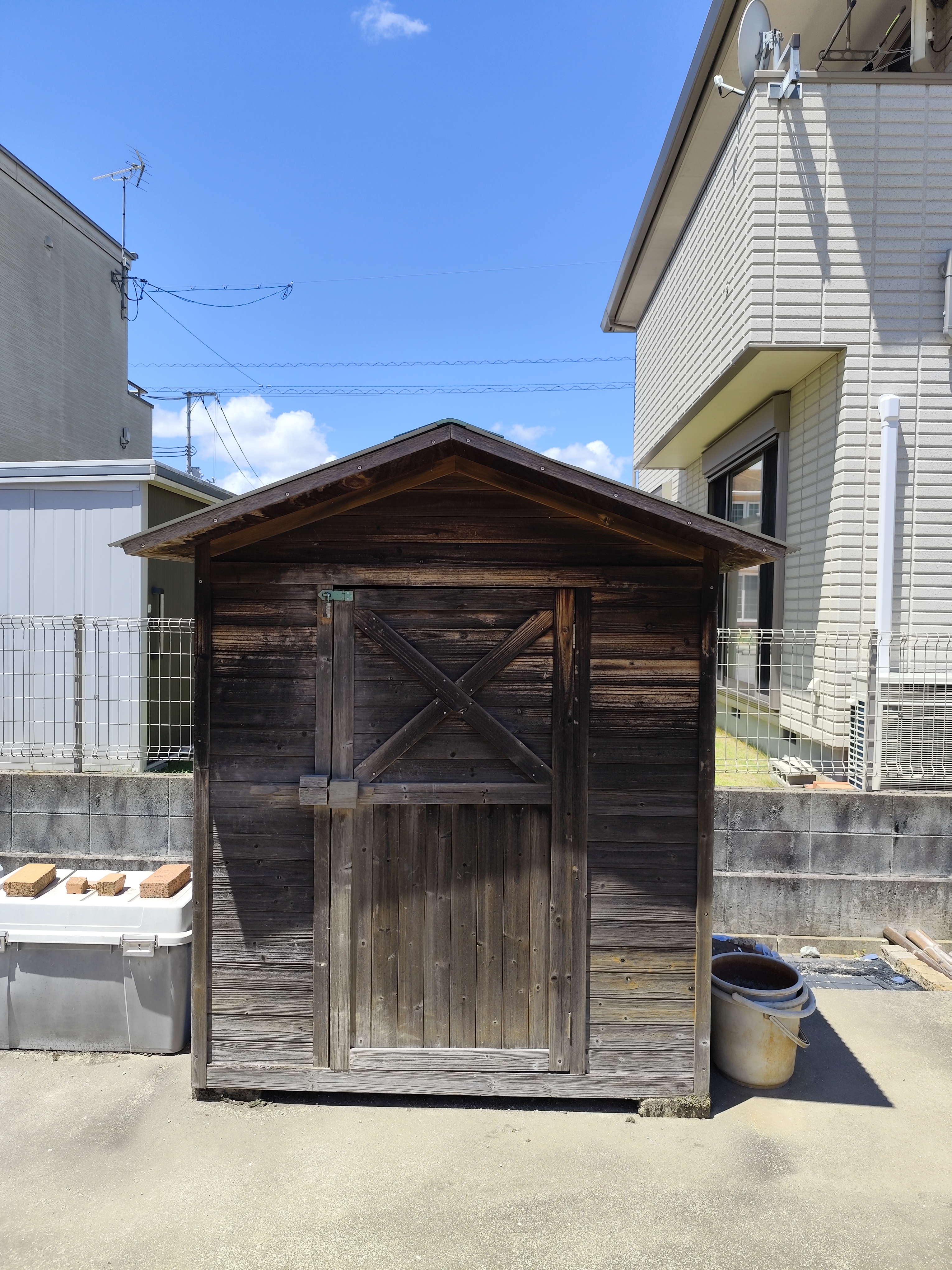 もう一つの小屋